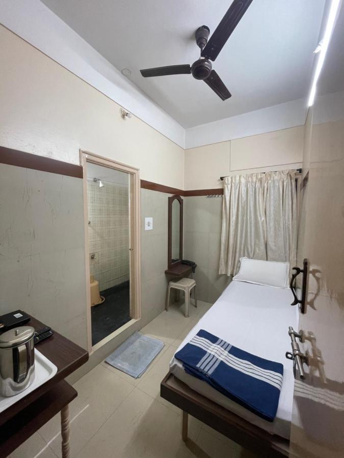 Golden Guest House Μπανγκαλόρ Εξωτερικό φωτογραφία